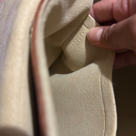 Authentic Louis Vuitton Monogram Beverly MM Bag - Picture 14 of 15